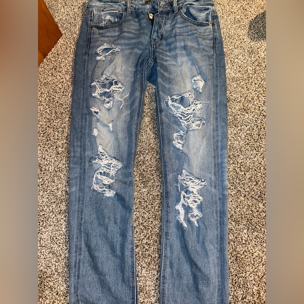 American eagle mom jeans